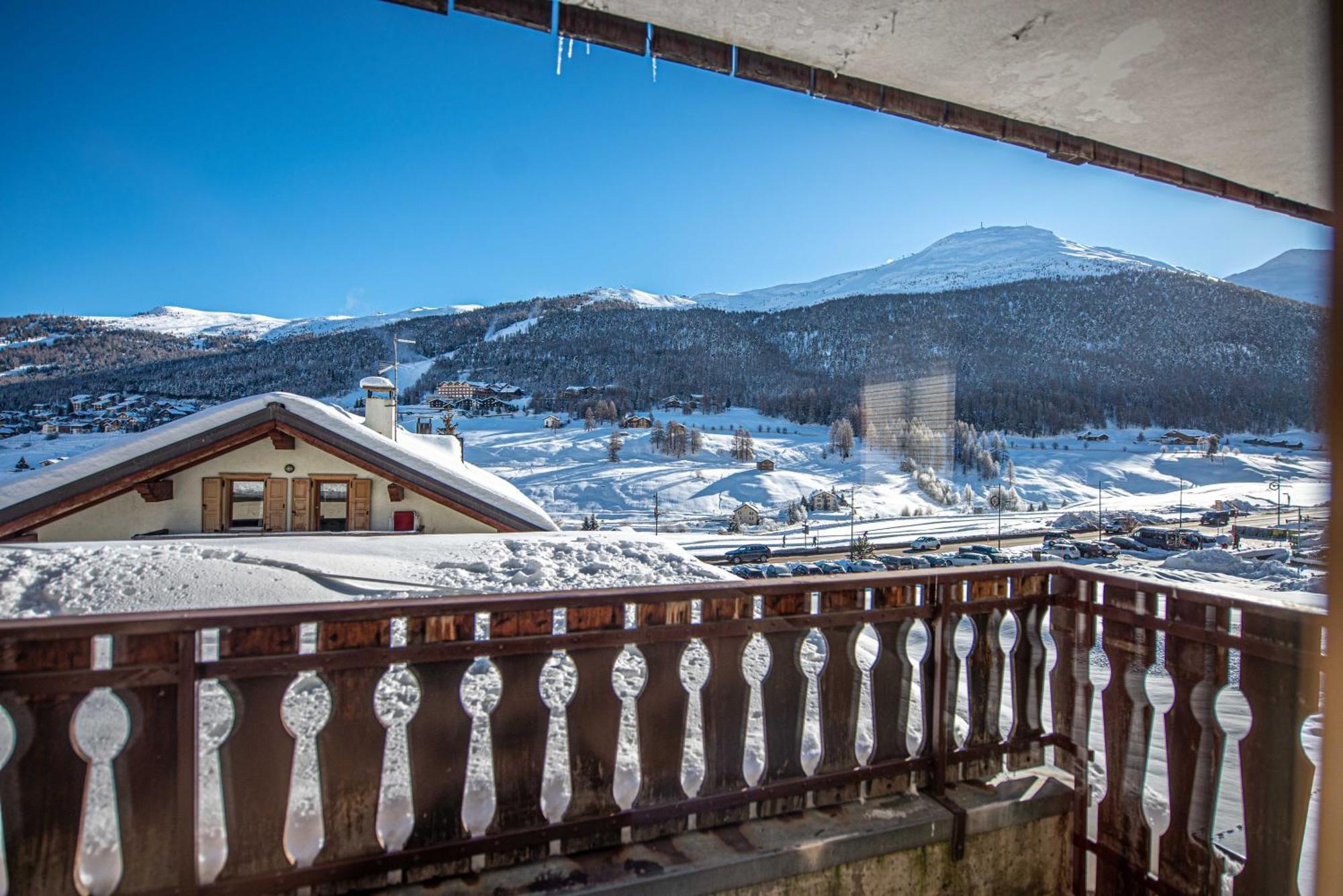 Residence Livigno Myholidaylivigno Buitenkant foto